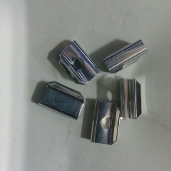 Spannklammer Kühlergrill